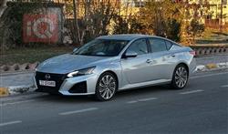 نيسان ألتيما